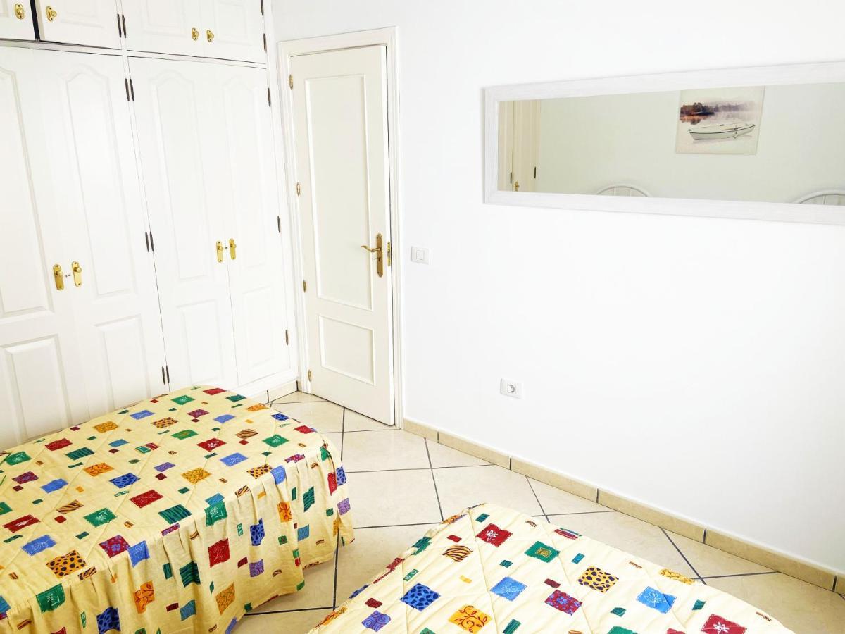 Grande Appartamento Tenerife Los Abrigos Exterior photo