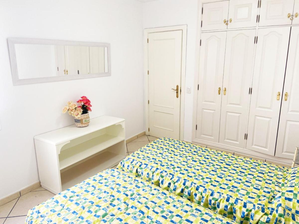 Grande Appartamento Tenerife Los Abrigos Exterior photo