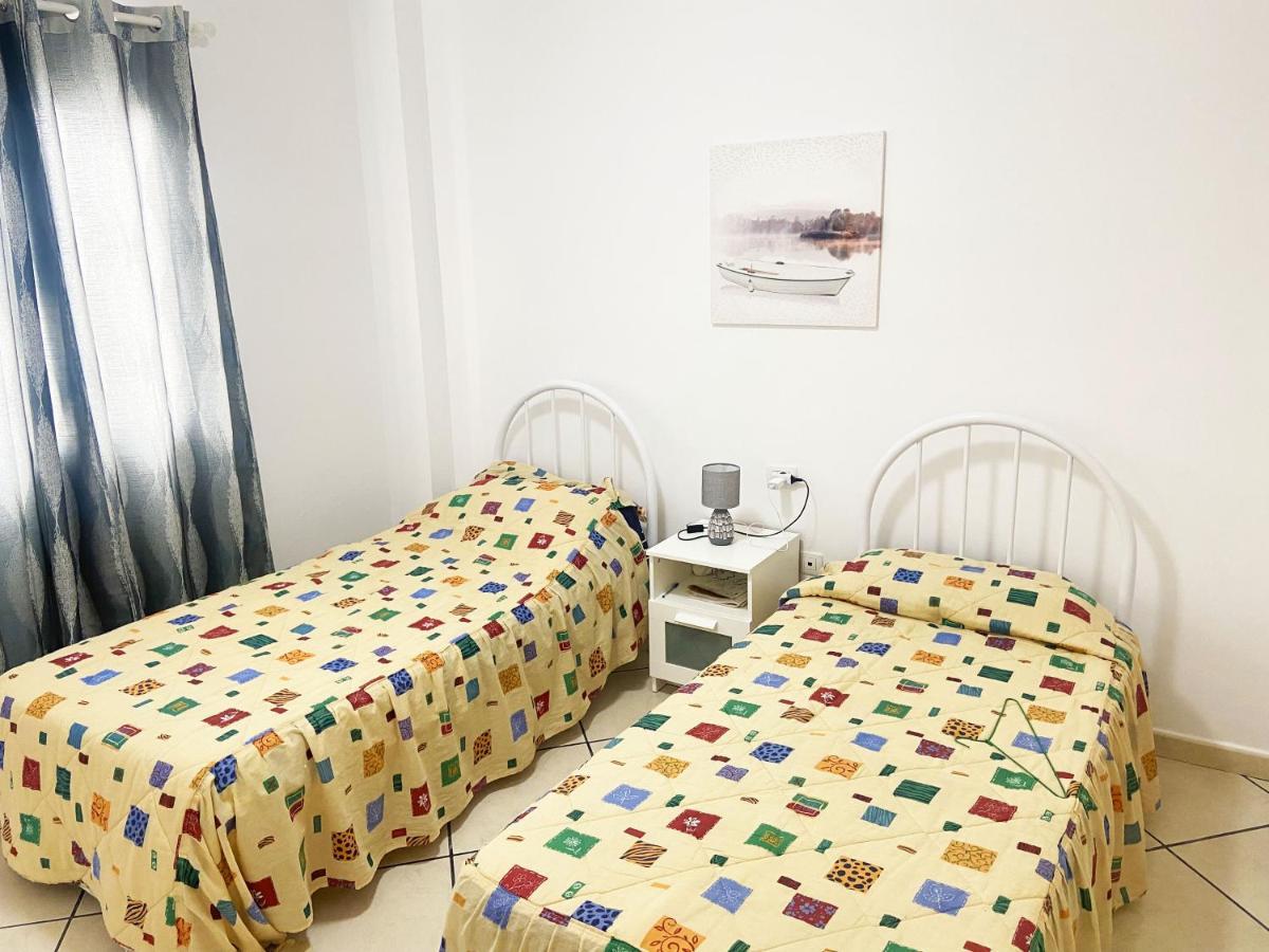 Grande Appartamento Tenerife Los Abrigos Exterior photo