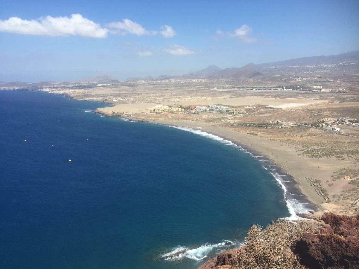 Grande Appartamento Tenerife Los Abrigos Exterior photo